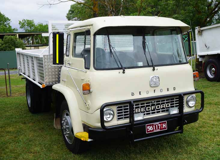 Bedford TK dropside